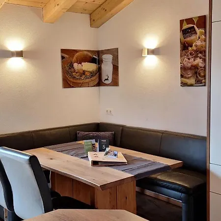 아파트 Praedastenhof 아우파흐